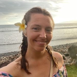 Meet your Posher, Karrie